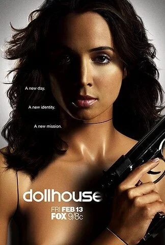 Кукольный дом - постер сериала